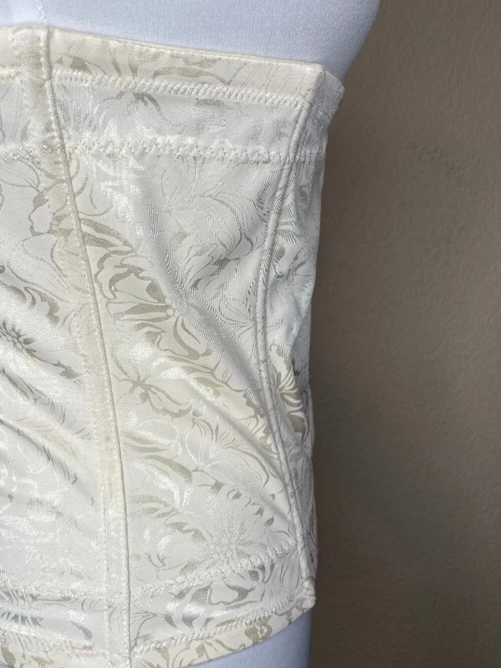 MAIDENFORM Coquette Jacquard Corset Waist Nipper Underbust Shaper Ivory 2XL